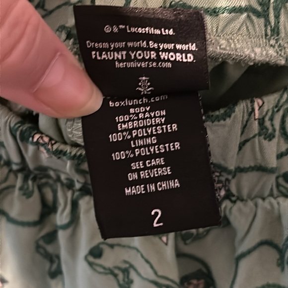 EUC Her Universe Star Wars The Mandalorian Grogu Plus Size Midi Skirt - Picture 8 of 12